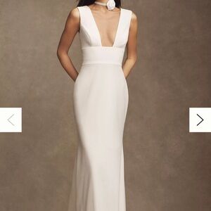 WTOO BY WATTERS CHLOE SLEEVELESS PLUNGE CREPE COLUMN WEDDING GOWN- Brand new!